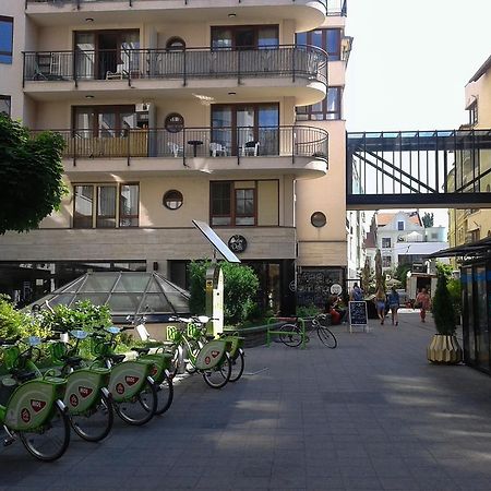 Gozsdu Spacious Apartment Boedapest Buitenkant foto